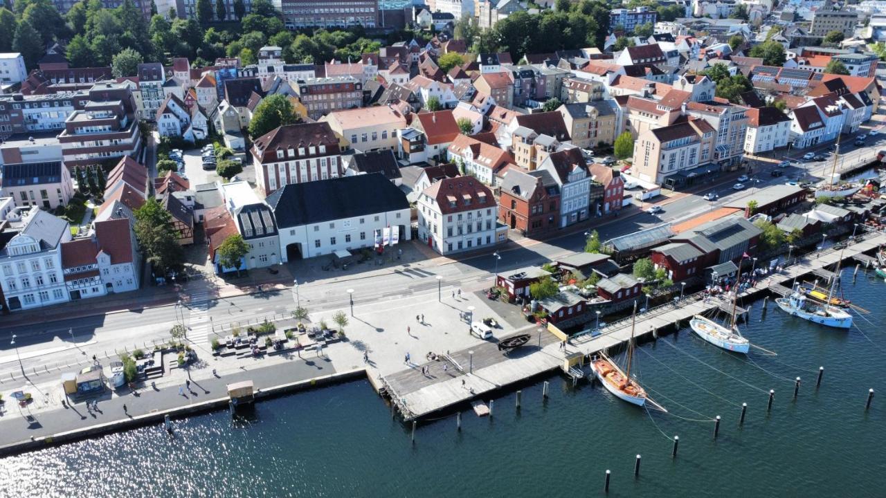 Ferienwohnung Schiffbruecke 40 フレンスブルク エクステリア 写真